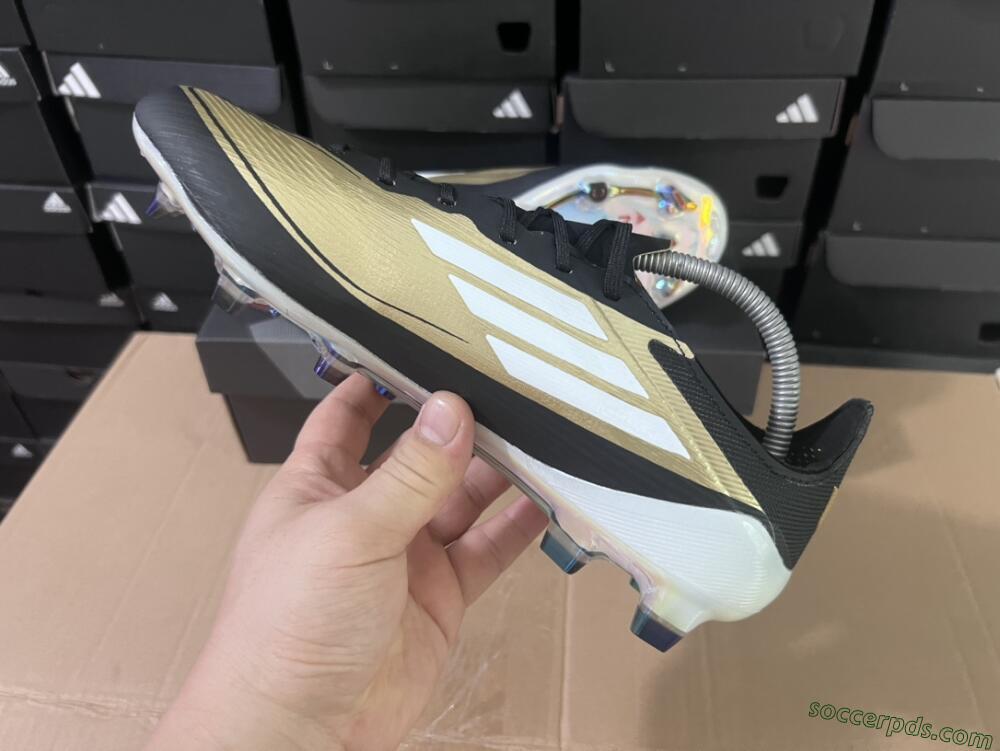 Adidas F50 Adizero Messi FG Low-Tops Football Boots - Gold/White/Black