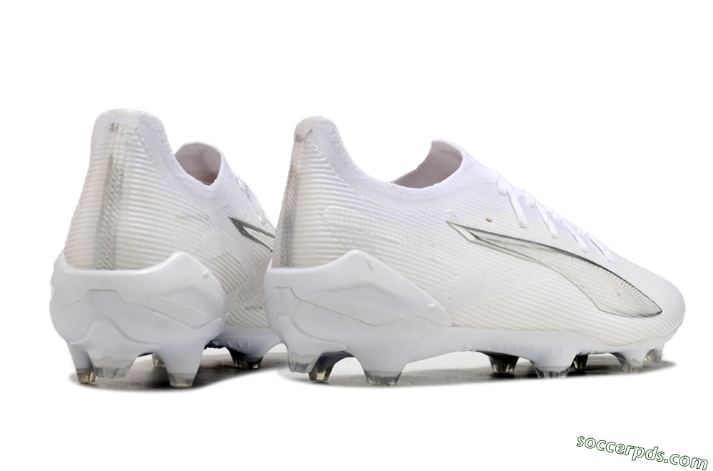 Puma Ultra 5 Ultimate FG Low-Tops Football Boots - White/Silver 6