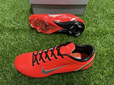 Ronaldo x Nike R9 Mercurial Vapor 3 FG Low-Tops Football Boots - Red/Silver/Black