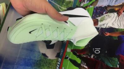 Nike Phantom Luna Elite FG High-Tops Football Boots - Green/White/Black