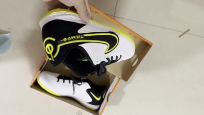 Nike React Tiempo Legend 9 Pro IC Low-Tops Football Shoes - White/Yellow/Black