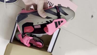 Adidas Predator Elite Foldover Tongue FG Low-Tops Football Boots - Pink/Black/Silver/Gold