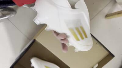 Adidas F50 Elite Laceless FG Low-Tops Football Boots - White/Gold