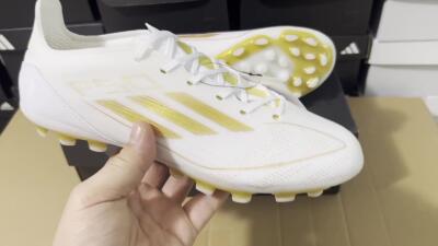 Adidas F50 Elite MG Low-Tops Football Boots - White/Gold