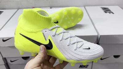 Nike Phantom Luna Elite AG High-Tops Football Boots - Grey/Yellow/Black