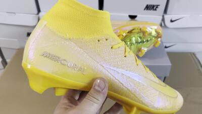 Nike Air Zoom Mercurial Superfly 10 Elite FG High-Tops Football Boots - Gold/Gold