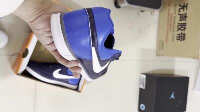 Nike Street Gato IC Low-Tops Football Shoes - Black/White/Blue