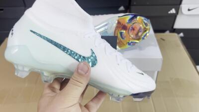 Nike Phantom Luna Elite NU FG Low-Tops Football Boots - White/Black/Jade