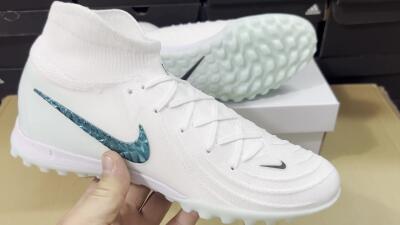 Nike Phantom Luna Elite TF High-Tops Football Shoes - Beige/Green