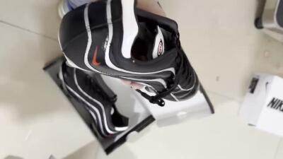 Nike Mercurial Vapor R9 FG Low-Tops Football Boots - Black/White/Red