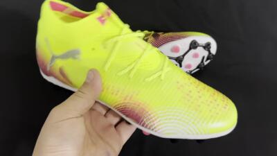 Puma Future 8 Ultimate MG Low-Tops Football Boots - Yellow/Pink/Black