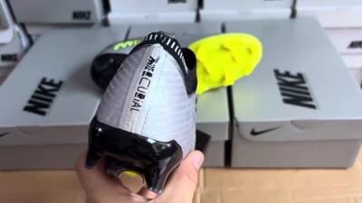 Nike Air Zoom Mercurial Vapor 15 Elite FG Low-Tops Football Boots - Silver/Green