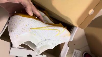 Nike Air Zoom Mercurial Vapor 15 Elite FG Low-Tops Football Boots - White/Gold