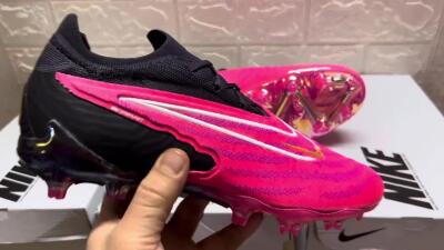 Nike Phantom GX Elite FG Low-Tops Football Boots - Pink/Black