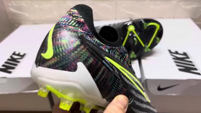 Nike Phantom GX Elite FG Low-Tops Football Boots - Grey/Rainbow