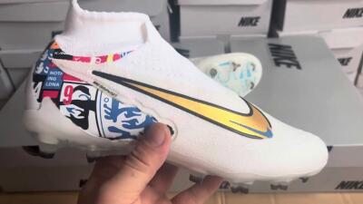 Harry Kane x Nike Phantom GX DF Elite FG Low-Tops Football Boots - White/Gold/Blue