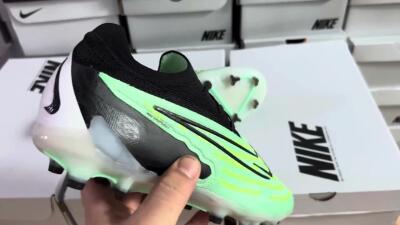 Nike Phantom GX Elite FG Low-Tops Football Boots - Green/Black