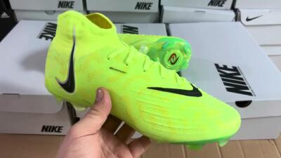 Nike Phantom Luna Elite FG High-Tops Football Boots - Green/Black/White