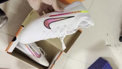 Nike Air Zoom Mercurial Vapor 15 Pro IC Low-Tops Football Shoes - White/Pink/Black/Yellow