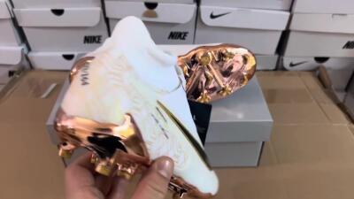Nike Phantom GX Elite DF Link United Golden Pack FG High-Tops Football Boots - White/Metallic Gold/Black