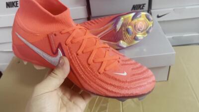 Nike Phantom Luna Elite FG High-Tops Football Boots - Red/Black/Gold