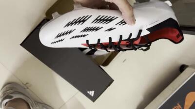 Adidas Predator Elite FG Low-Tops Football Boots - White/Black/Red